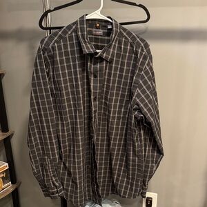 Van Heusen Men's Dark Checkered Shirt